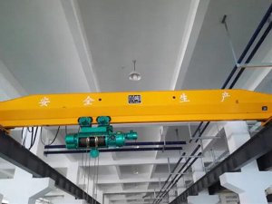 单梁桥式起重机适配小空
