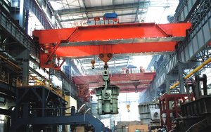 100/32吨双梁行车的跨度能