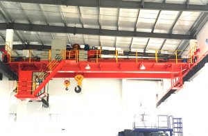 QD 型 32/5T 桥式起重机结构