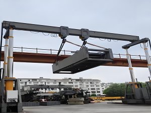 无轨道液压龙门吊能否自